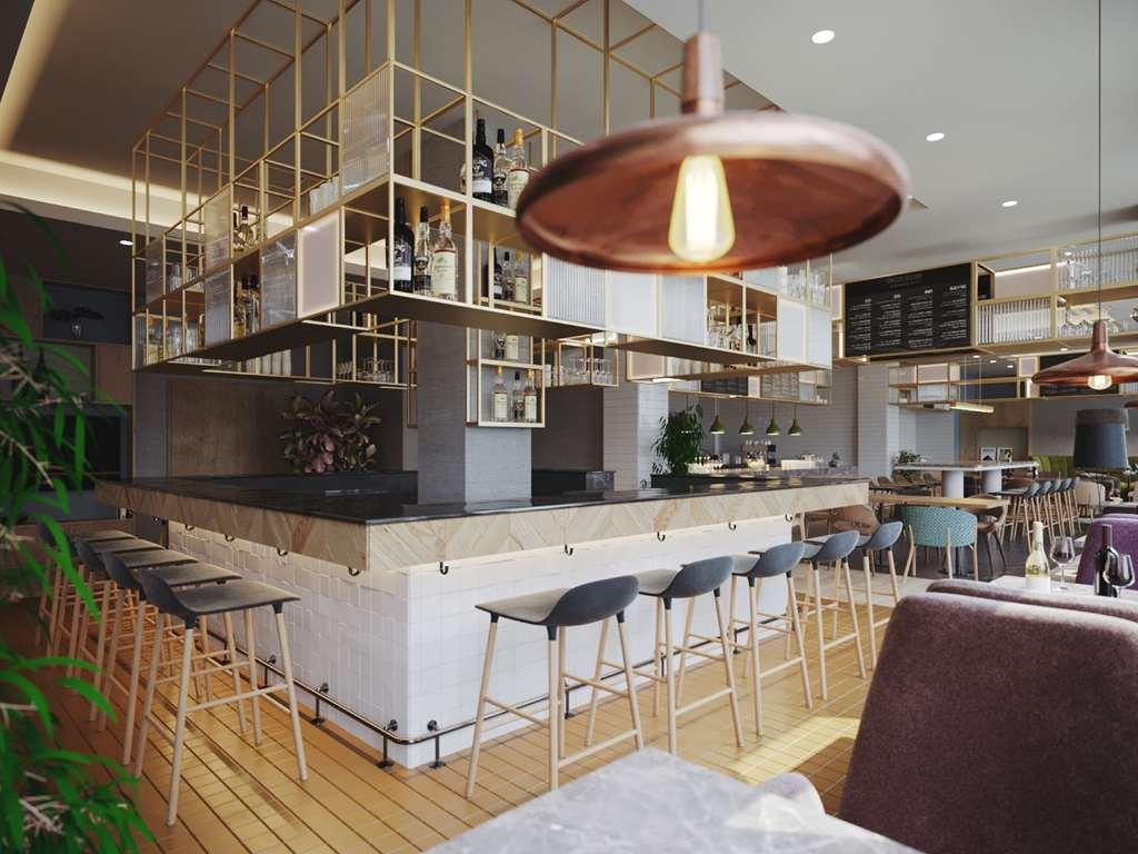Hilton Garden Inn Tbilisi Riverview Restoran fotoğraf
