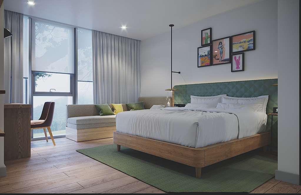 Hilton Garden Inn Tbilisi Riverview Oda fotoğraf