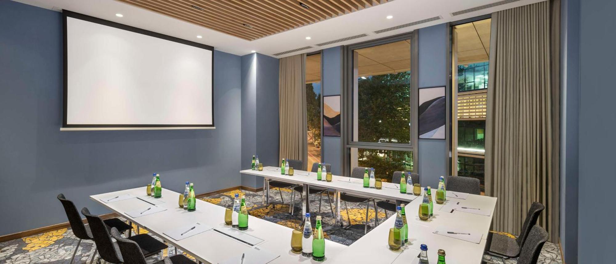 Hilton Garden Inn Tbilisi Riverview Dış mekan fotoğraf