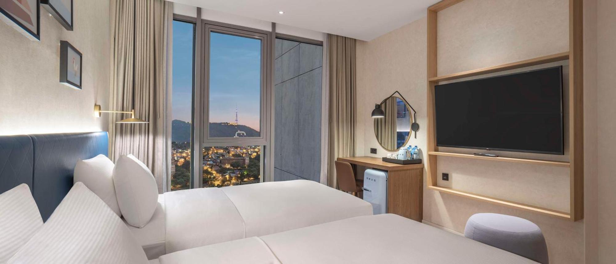 Hilton Garden Inn Tbilisi Riverview Dış mekan fotoğraf