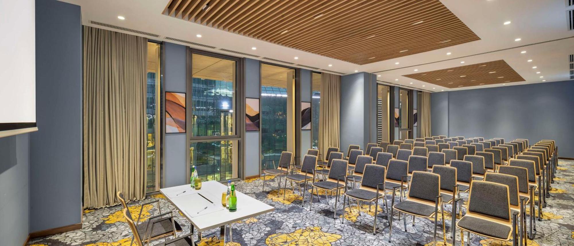 Hilton Garden Inn Tbilisi Riverview Dış mekan fotoğraf