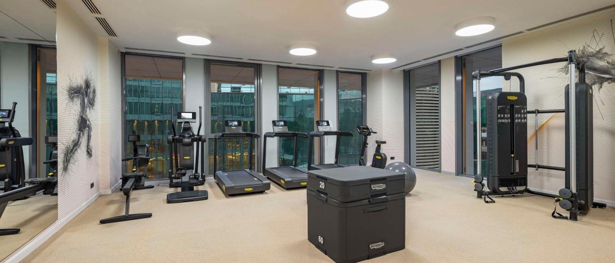 Hilton Garden Inn Tbilisi Riverview Dış mekan fotoğraf