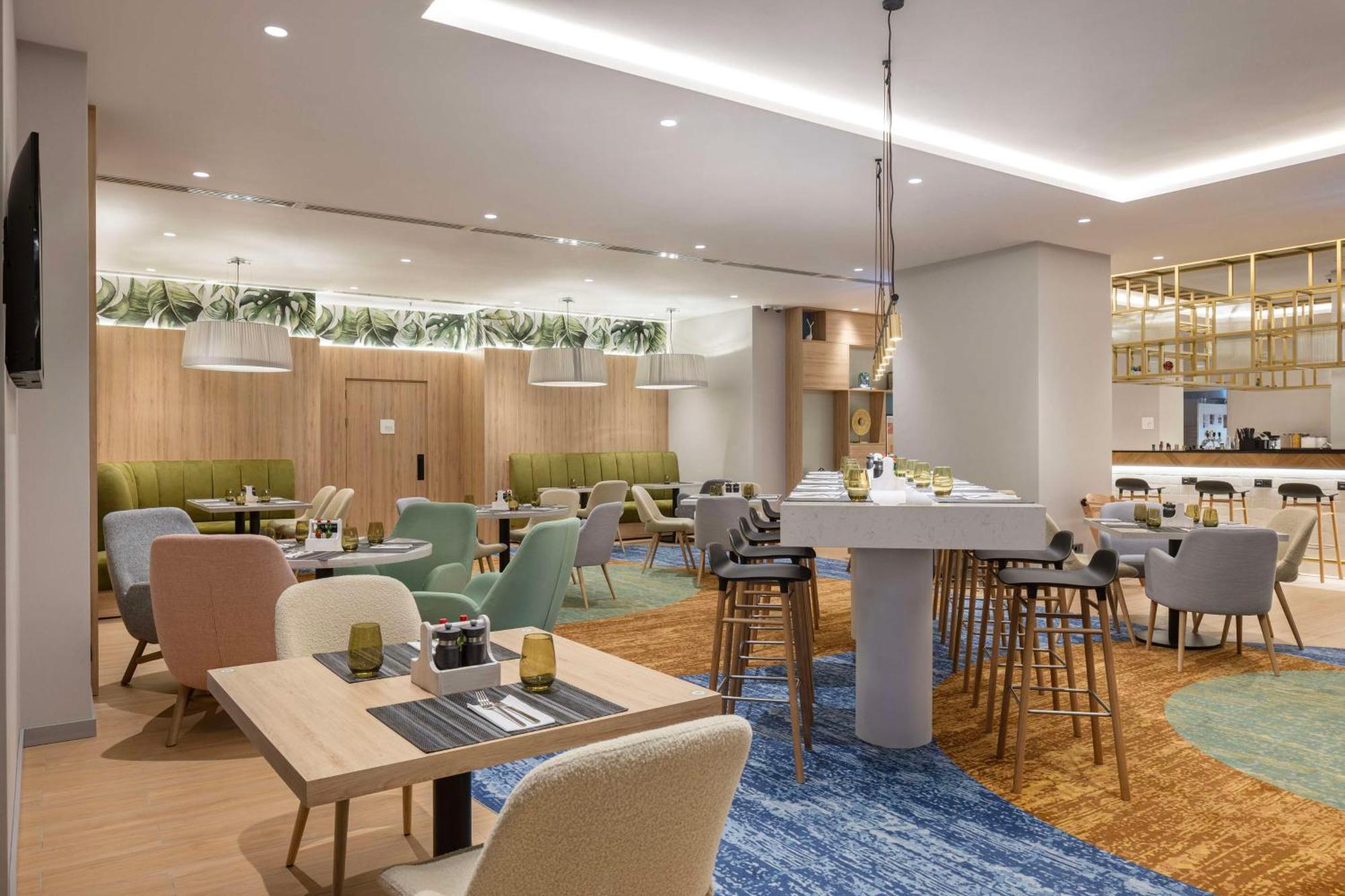 Hilton Garden Inn Tbilisi Riverview Dış mekan fotoğraf