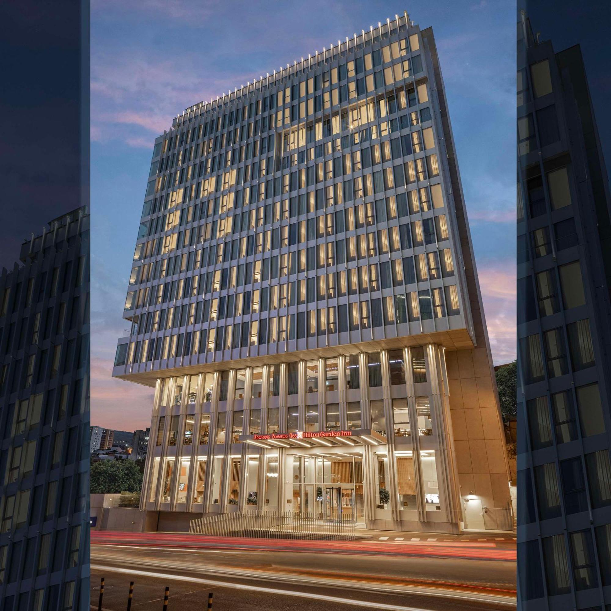 Hilton Garden Inn Tbilisi Riverview Dış mekan fotoğraf